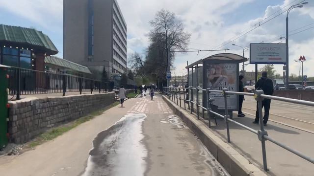 Прогулка возле Метро Нагатинская, г. Москва, 25.04.2023 смотреть онлайн