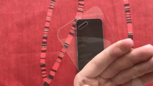 Как наклеить защитное стекло на экран iPhone 5s..Oчень легко смотреть онлайн