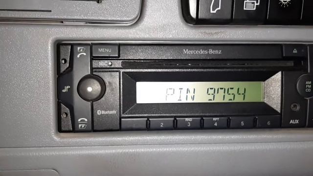 MERCEDES ACTROS BLUETOOTH CONNECTION       #ukdrivingtest #drivinglicence #dubaidrivinglicense