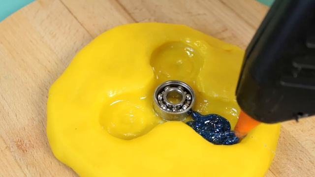 Как сделать сниппер с помощью пистолета для горячего клея