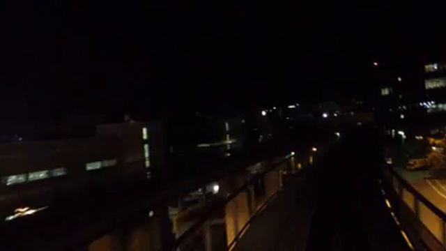 Беспилотный монорельс между т... смотреть онлайн