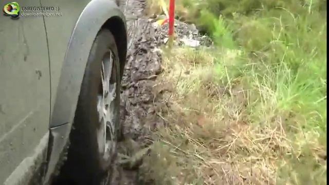 Volvo XC70 MY12 на родине в Швеции в своем родном лесу