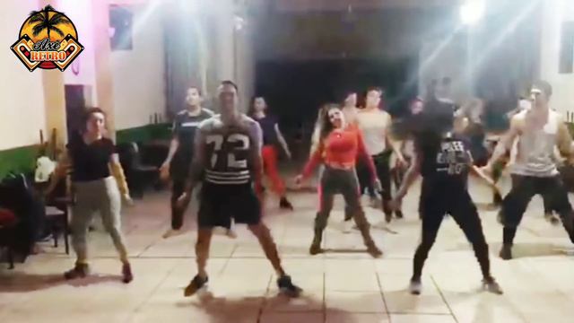 Flor de Reggae - Ivete Sangalo / Coreografía Axè Retro смотреть онлайн