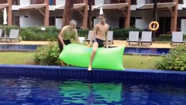 Наши туристы на Пхукете. смотреть онлайн