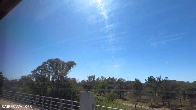[4K] Buenos Aires Train Ride - Viajando en el tren de Buenos Aires (Línea Mitre) - Retiro a Olivos смотреть онлайн
