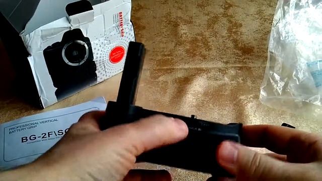 Andoer BG-2F Vertical Battery Grip Holder для Nikon (D3100, D3200, D3300). Обзор и тестирование!)