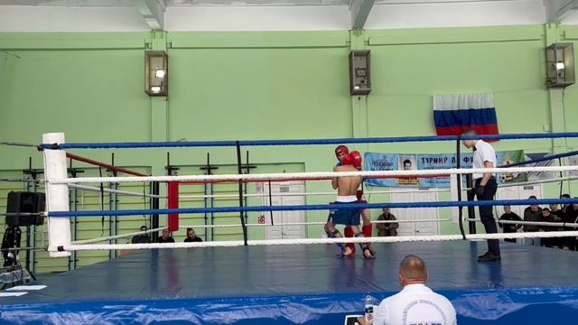 Финал Чемпионата Свердловской области по кикбоксингу в разделе К-1 2024. 63кг 1 раунд смотреть онлайн