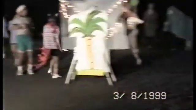 Детский оздоровительный лагерь ХНПЗ. 1999 г. Закрытие 2 смены. смотреть онлайн