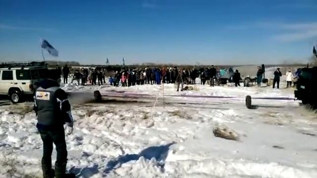 Перетягивание каната на масленицу смотреть онлайн