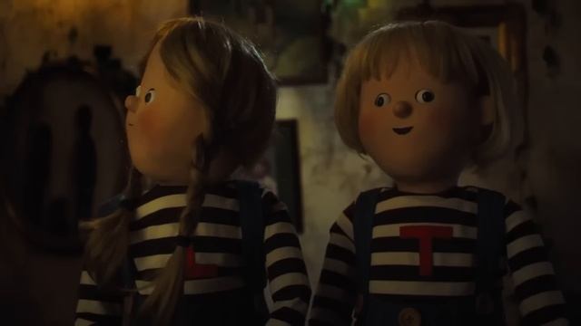 ОБЗОР: Don't Hug Me I'm Scared (Возвращение одного из страшного детского шоу) смотреть онлайн