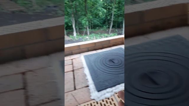 Угловой печной комплекс барбекю из светлого лицевого кирпича. смотреть онлайн