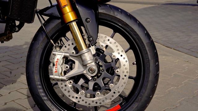 Ducati Monster SP 2023 The best version of the iconic Italian motorcycle смотреть онлайн