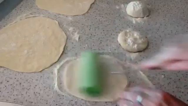 Лепёшки на гриле. А-ля Чапати. смотреть онлайн