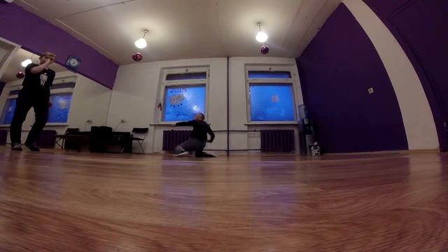 Интенсивный курс брейк-данса смотреть онлайн