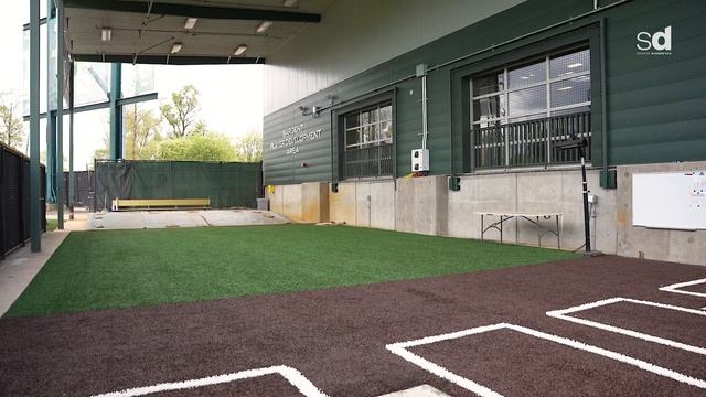 Inside the OREGON DUCKS' $20,000,000 BASEBALL Facility | Royal Key смотреть онлайн