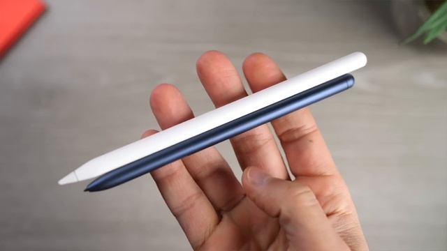 ARE YOU WASTING MONEY?! iPad Air 5 vs Galaxy Tab S8