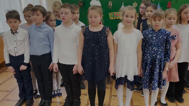 Новогоднее поздравление 4 «А» класса. Руководитель Будымка Светлана Александровна смотреть онлайн