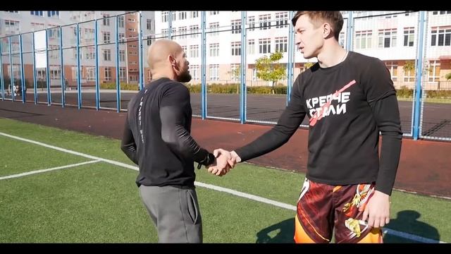 СИЛЬНОЕ РУКОПОЖАТИЕ как освободиться и сделать больно смотреть онлайн