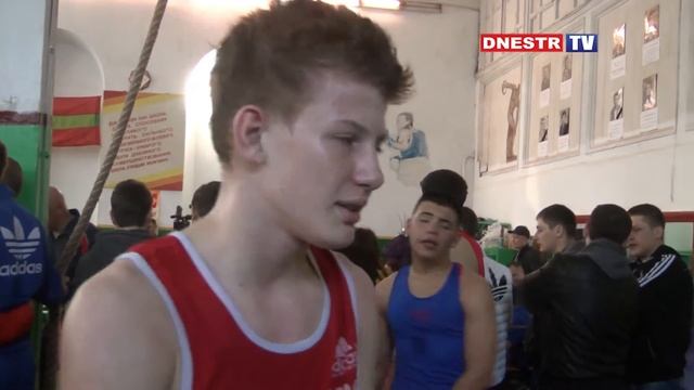 ЭКЗАМЕНЫ В ШКОЛЕ БОКСА смотреть онлайн