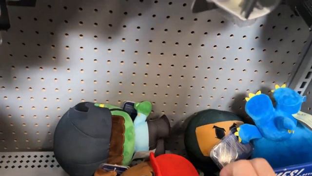 Toy Hunt! Chases That Are Or Are Not...Chases?? Walmart, Target, & ROSS! #toys #toyhunt #collector смотреть онлайн