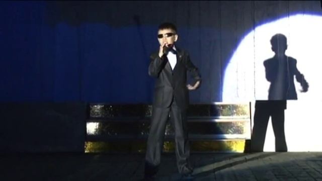 Даутов Амир - Гениальный Сыщик.mp4 смотреть онлайн