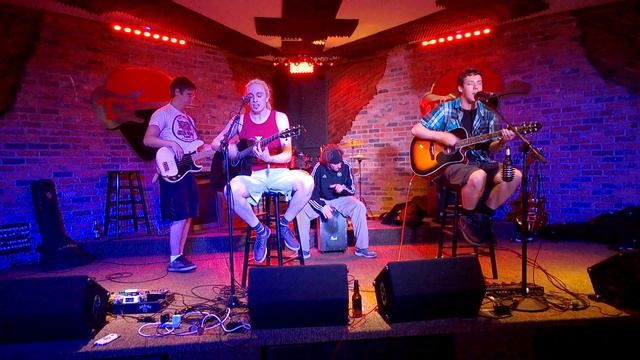alta vida at sunday night open mic ts bar and grill lewisville смотреть онлайн