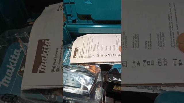 Makita DTD171 где взять короткую клипсу и мелкий АКБ 2А ОТНОСИТЕЛЬНО НЕДОРОГО простой вариант. смотреть онлайн