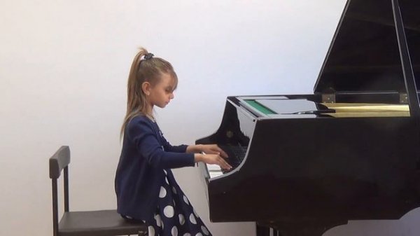 Д. Шостакович "Марш". Исп. Холодова Вероника