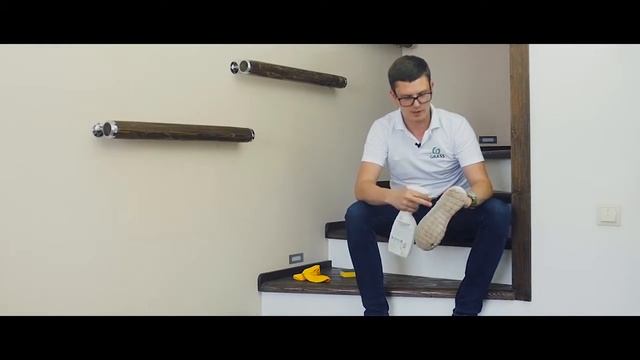 Как отмыть кроссовки UNIVERSAL CLEANER смотреть онлайн