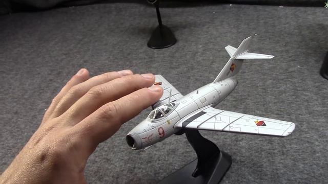 MiG-15 'FAGOT' & MiG-17 'FRESCO': Russia's 1st Gen Jet Fighters смотреть онлайн