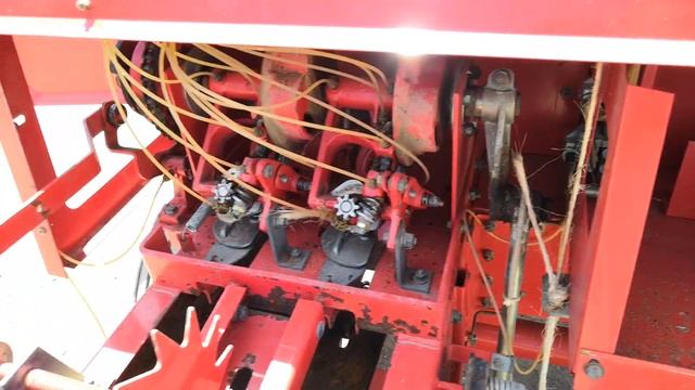 японский пресс-подборщик Star MR2000 модель THB2050, тюковой смотреть онлайн