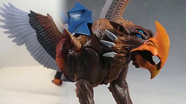 Secrets of the MOTU Classics Griffin fantasy animal fully articulated action figure toy from Mattel смотреть онлайн
