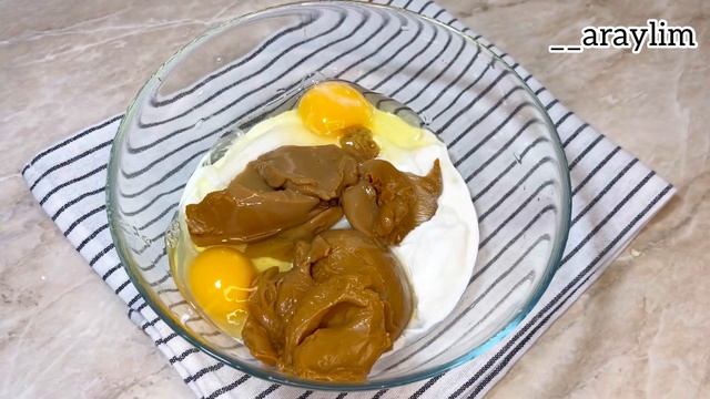 Тегін МК.КАРАМЕЛЬНЫЙ ПИРОГ.Өте нәзік пирог?Қазақша рецепт. смотреть онлайн