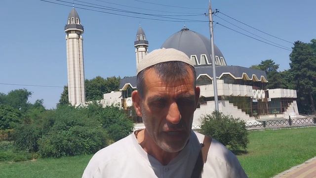 "Не приезжайте в мечеть на машинах, ходите пешком!": обращение Тагира-Хаджи ДЗАГАШТОВА к мусульмана смотреть онлайн