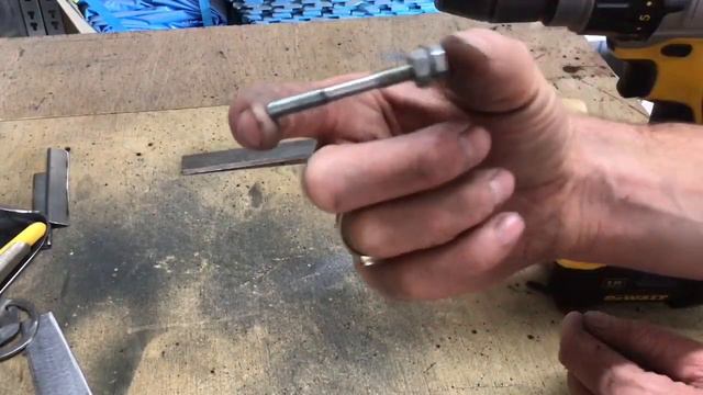 Making A Ipad Stand смотреть онлайн