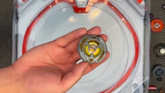 Persona VS GanGan Galaxy TEAM BATTLE! [Illegal Mod For Metal Saga Beys] | Beyblade X VS Metal Fight смотреть онлайн