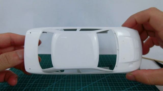 Building a Mitsubishi Lancer EVO III 1/24 scale model car смотреть онлайн