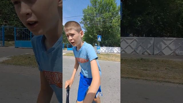 простые трюки на трюкавом самокате #1 смотреть онлайн