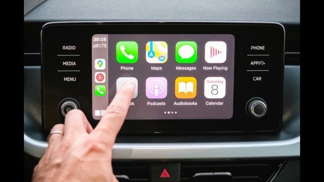 Apple научит iPhone управлять климат-контролем и сиденьями в автомобилях смотреть онлайн