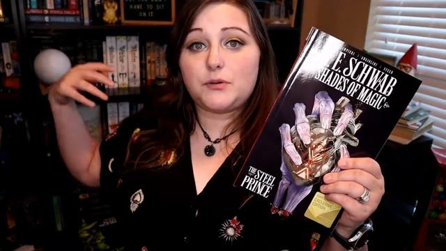 So Many of the Comic Books || Book Haul смотреть онлайн
