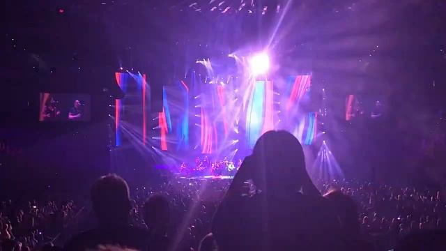 SWEET TALKIN' WOMAN - ELO - OAKLAND 8/2/2018 - ORACLE ARENA смотреть онлайн