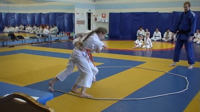 M2U01075 смотреть онлайн