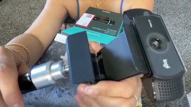 Logitech C922 Pro HD Stream Webcam | Unboxing | SetUp | Review | Love Sue