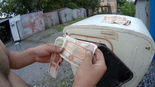 Нашли много денег в старом холодильнике ЗИЛ Москва 1959 г. смотреть онлайн