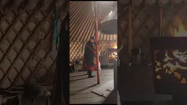 Здравствуйте Друзья! Сегодня, я прошёл посвящение. Моё имя Шаман Бурый Медведь смотреть онлайн