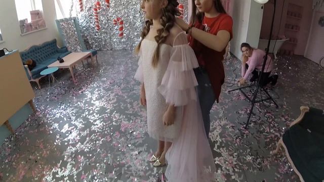 ВЛОГ #1 ПРАЗДНИЧНЫЙ: Мой день рождения//Сюрпризы//Фотосессия в Oh My look смотреть онлайн