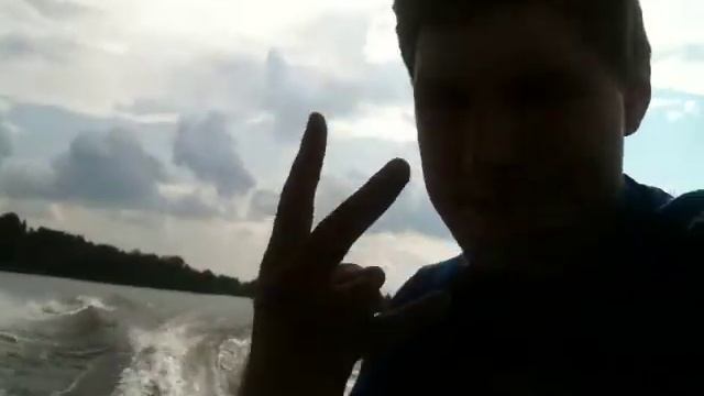 Строгино. Водные лыжи. смотреть онлайн