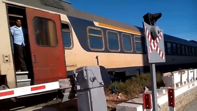 Train sfax Tunis смотреть онлайн