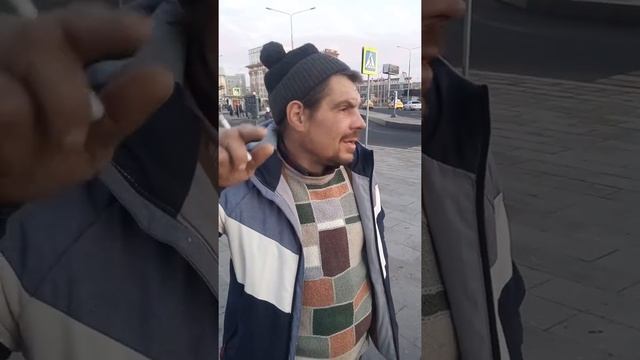 Колючий, передаёт привет! смотреть онлайн