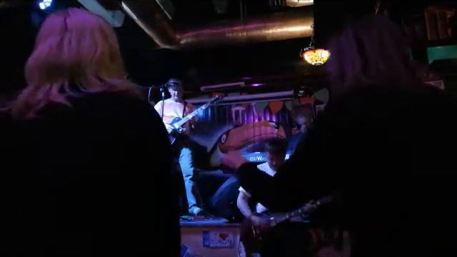 Absent - Темный Пурпур смотреть онлайн